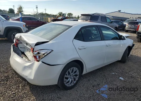 2018 Toyota Corolla L z USA, uszkodzony, nr VIN 2T1BURHEXJC067679